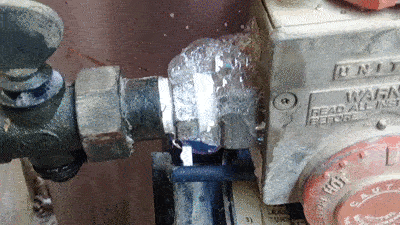 Gas leaks bubbles
